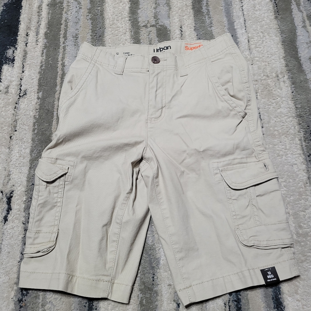Boys Urban Pipeline Cargo SuperFlex shorts size 12